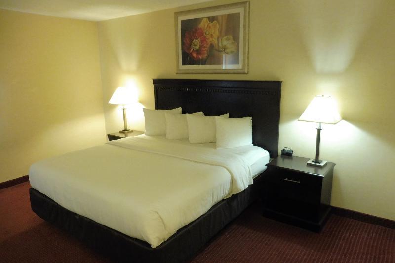 Motel Red Roof & Mt Holly - Mcguire Afb 2*